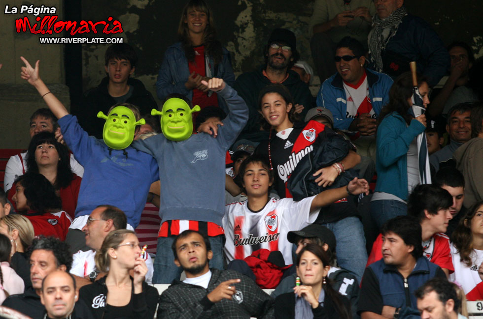 River Plate vs Banfield (CL 2009) 20